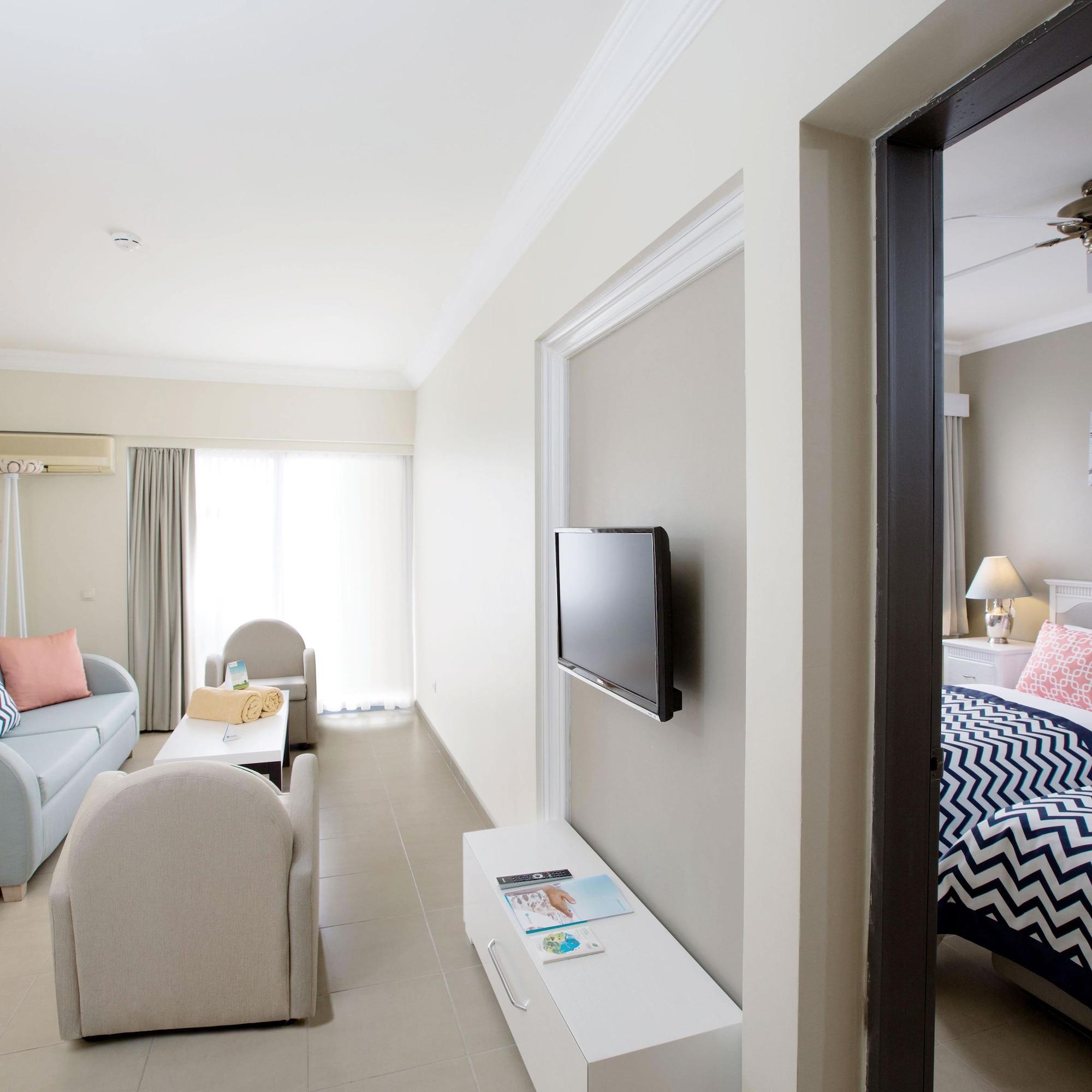 Paloma Marina Suites - Adult Only Κουσάντασι Εξωτερικό φωτογραφία