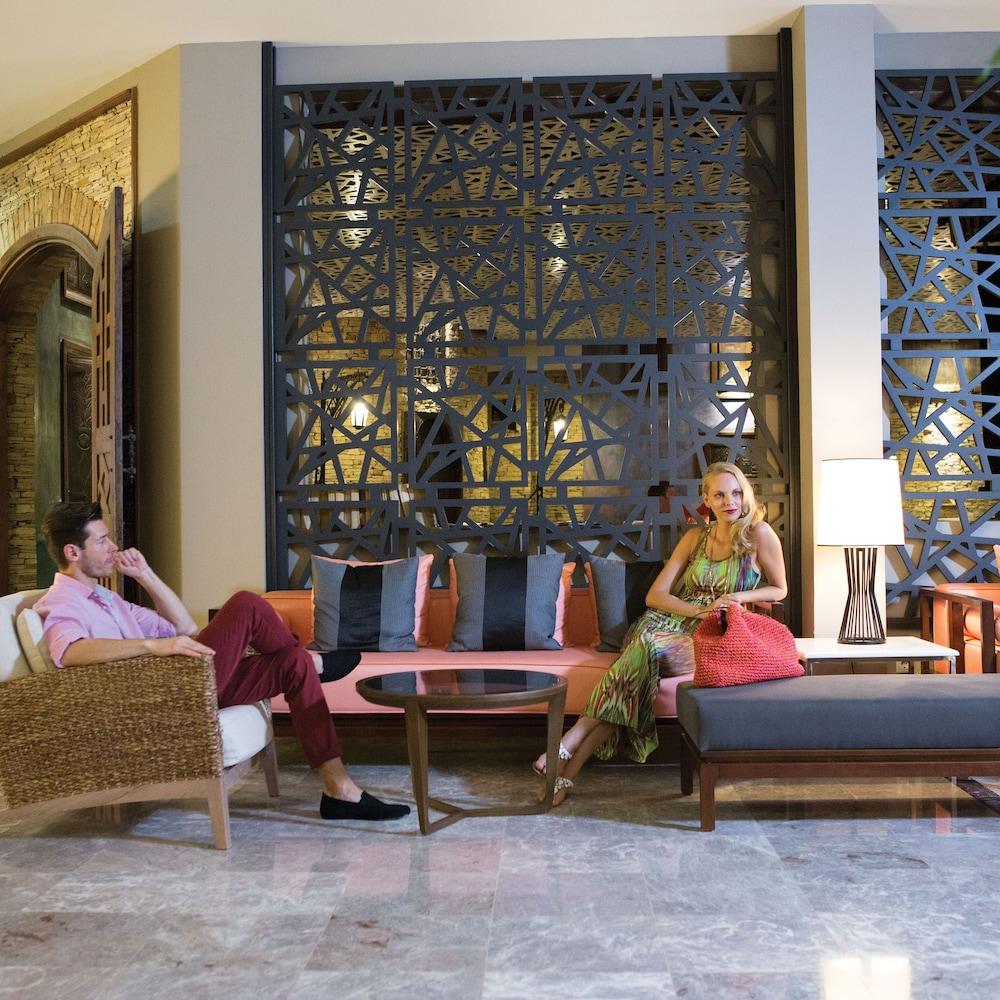 Paloma Marina Suites - Adult Only Κουσάντασι Εξωτερικό φωτογραφία