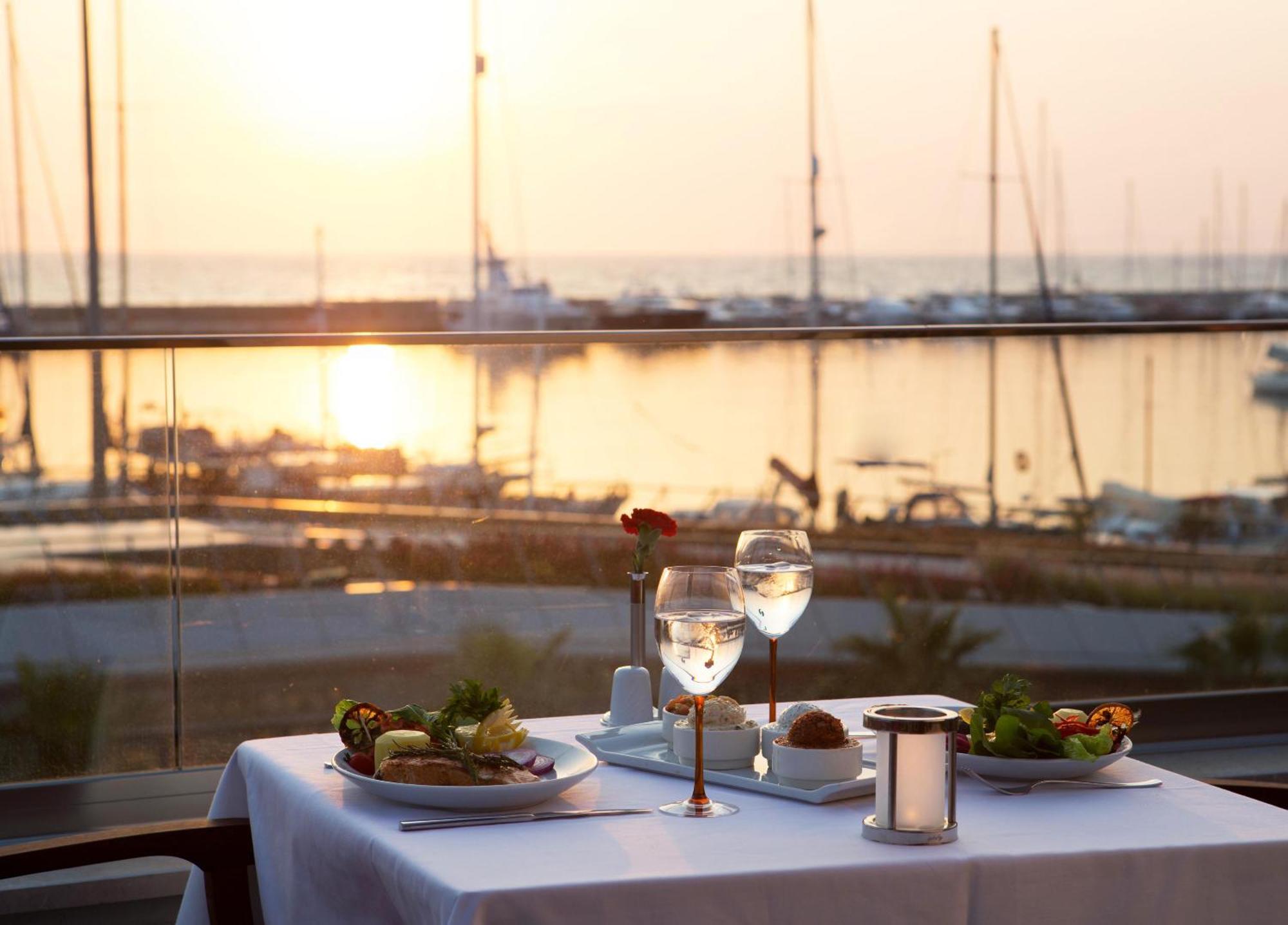Paloma Marina Suites - Adult Only Κουσάντασι Εξωτερικό φωτογραφία
