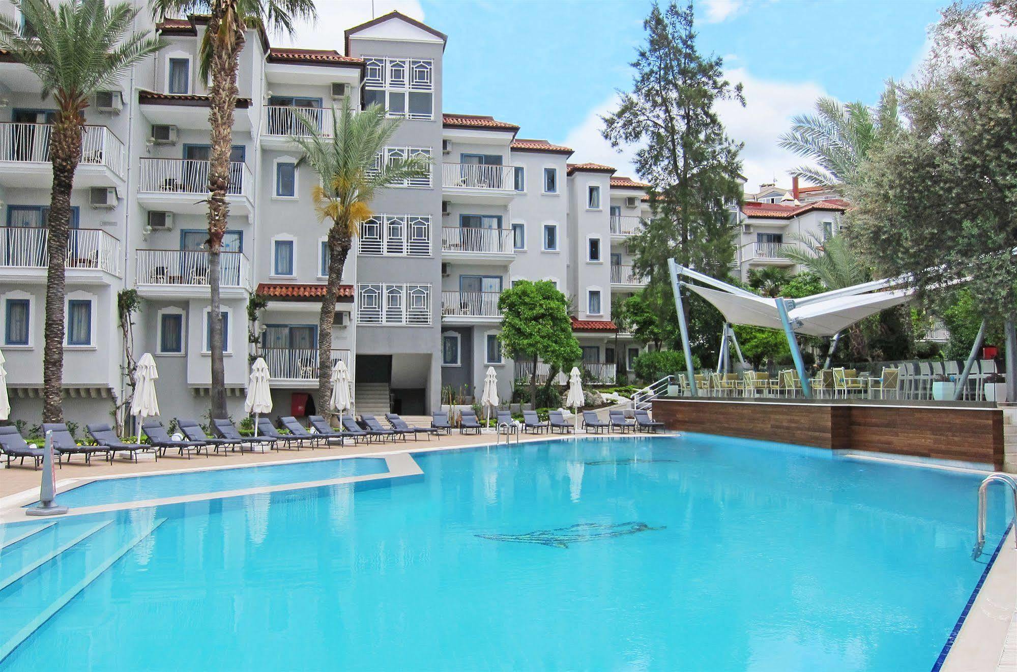 Paloma Marina Suites - Adult Only Κουσάντασι Εξωτερικό φωτογραφία