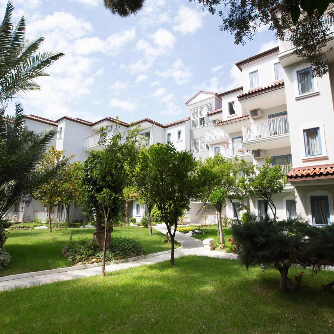 Paloma Marina Suites - Adult Only Κουσάντασι Εξωτερικό φωτογραφία